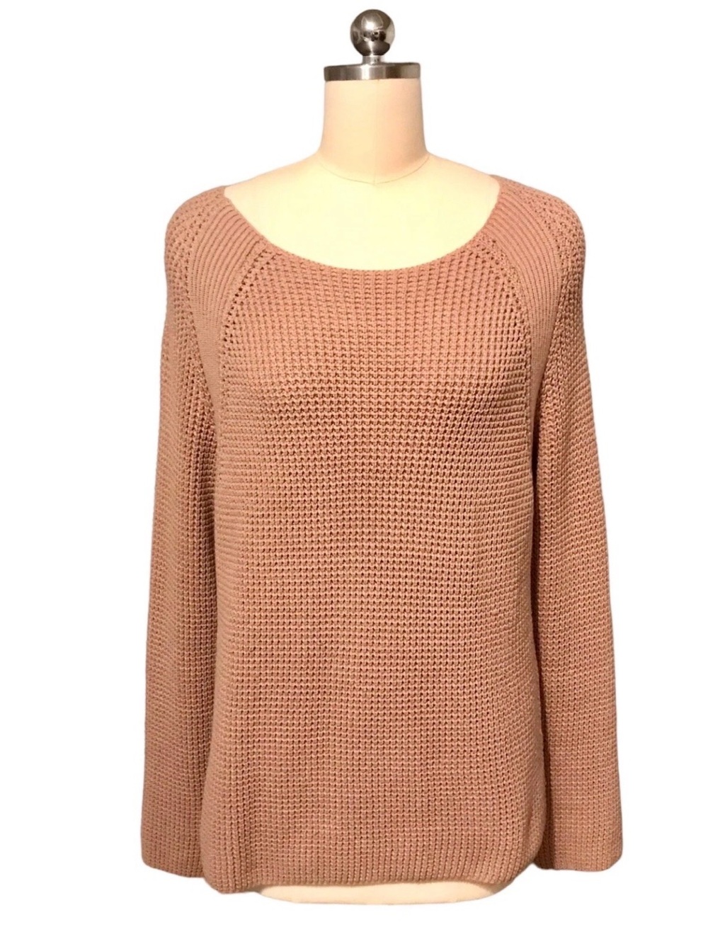 Vince Scoop Neck Knit Sweater in Dusty Rose. 80% OFF MSRP!!!